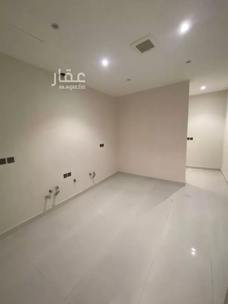 Floor for Sale in Riyadh Ash Sharq 10
