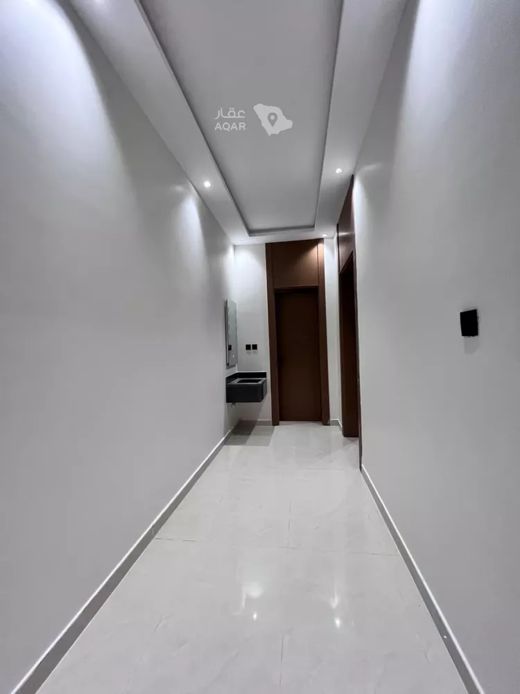 Floor for Sale in Riyadh Ad Duraihimiyah 3