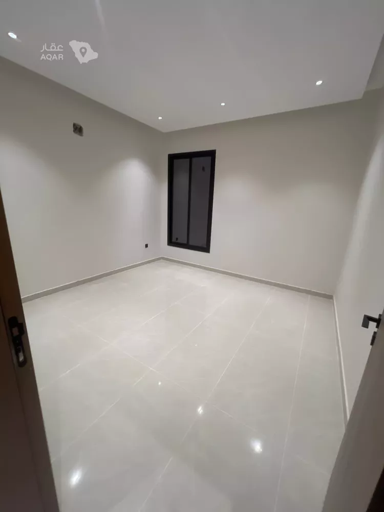 Floor for Sale in Riyadh Ad Duraihimiyah 8