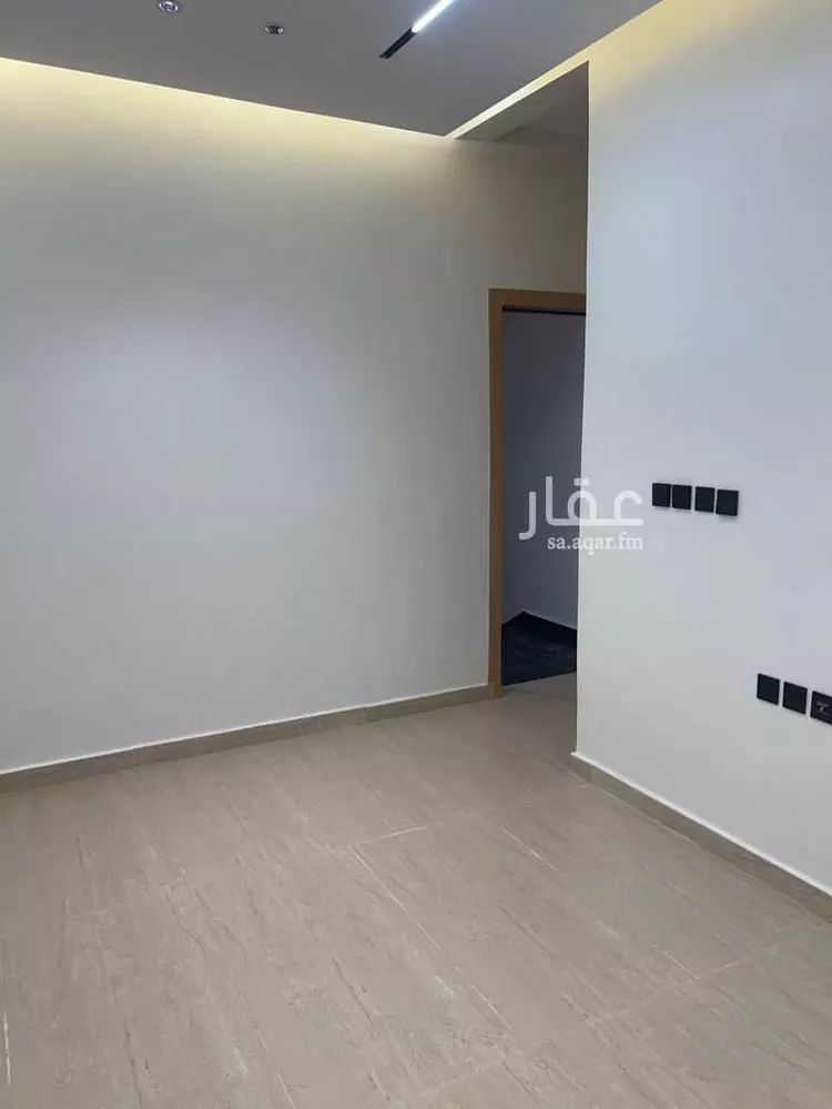 فيلا للبيع في شارع مسعود بن سارية, حي الزهرة, مدينة الرياض, منطقة الرياض صورة 3