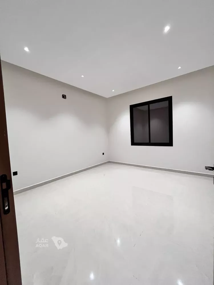 Floor for Sale in Riyadh Ad Duraihimiyah 4