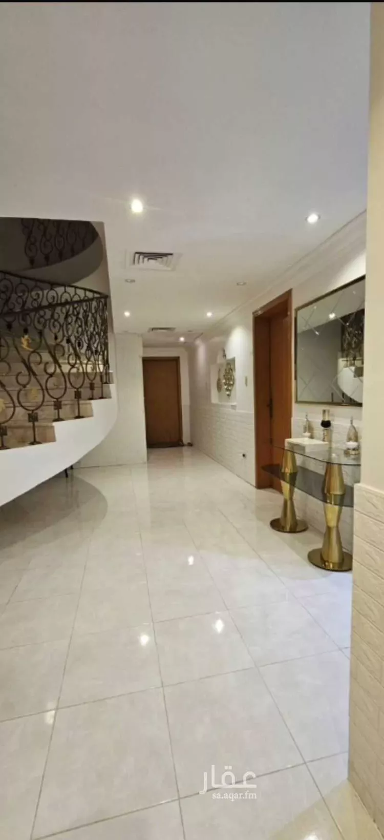فيلا للبيع في حي الفاروق الجنوبي, مدينة مدينه الجبيل الصناعيه, المنطقة الشرقية صورة 2