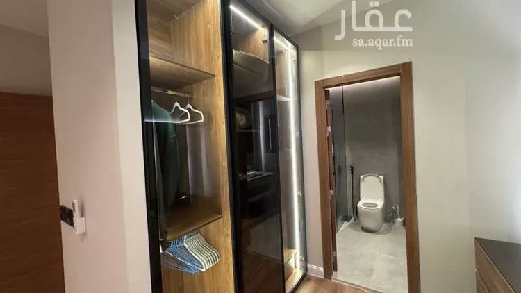 فيلا للبيع في شارع إبراهيم الوزان, حي مطار الملك خالد الدولي, مدينة الرياض, منطقة الرياض 18