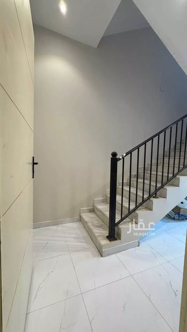 دور للبيع في شارع ثابت بن النعمان, حي السويدي الغربي, مدينة الرياض, منطقة الرياض 27
