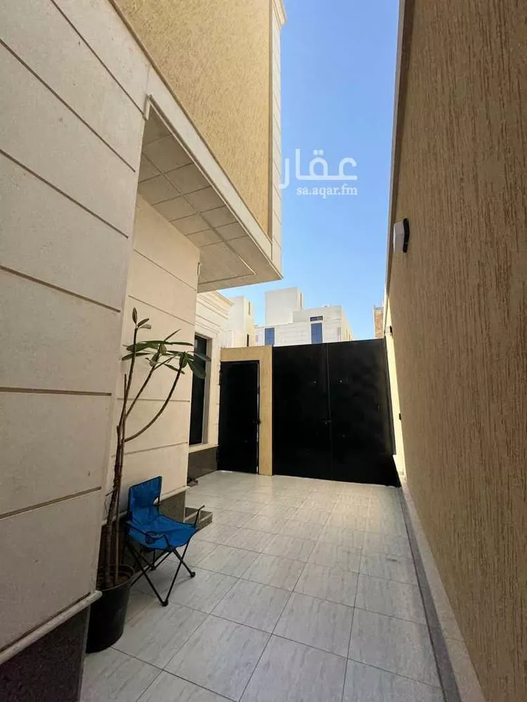 دور للبيع في شارع ٣٩٧٣, حي المعيزيلة, مدينة الرياض, منطقة الرياض صورة 3