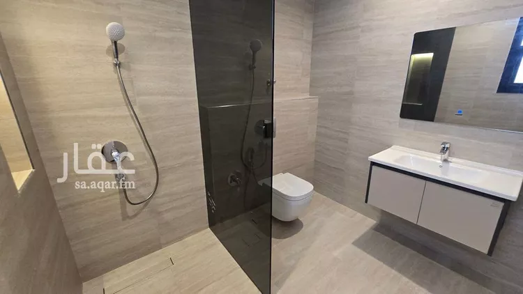 Floor for Sale in Riyadh Al Aqiq 11