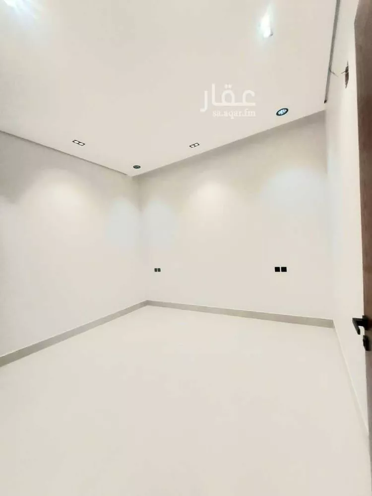 دور للبيع في شارع عبدالله ابن ابي حدرد ، حي العليا ، المزاحمية ، المزاحمية صورة 5