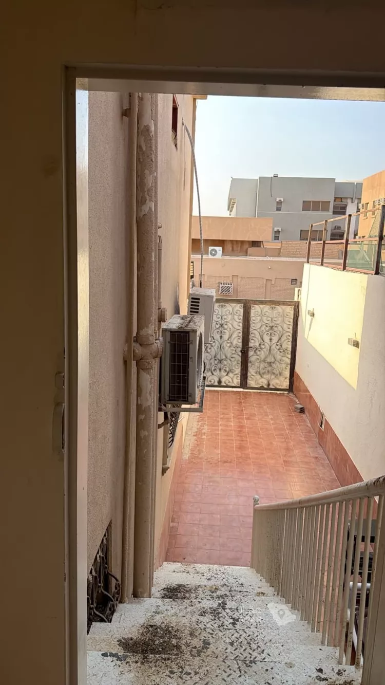 فيلا للبيع في شارع البزار, حي سلطانة, مدينة الرياض, منطقة الرياض 8
