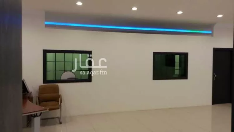 مكتب تجاري للإيجار في شارع الغرايب, حي الصالحية, مدينة الرياض, منطقة الرياض صورة 3