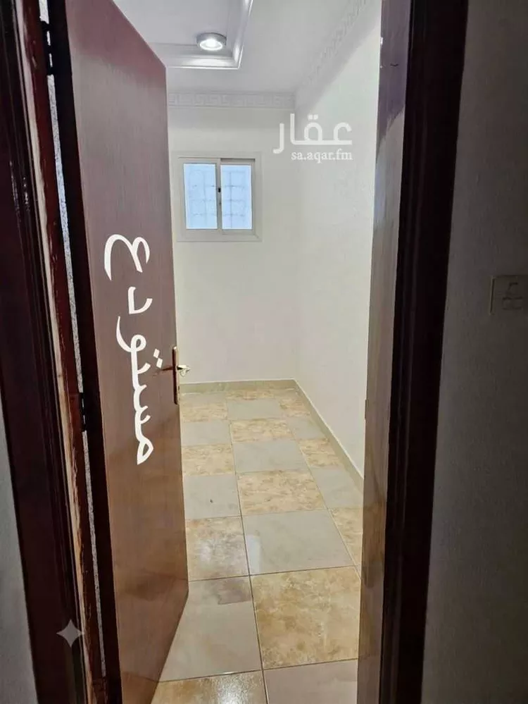 عمارة للإيجار في شارع 7417475, حي الرصراص 1, مدينة خميس مشيط, منطقة عسير صورة 4