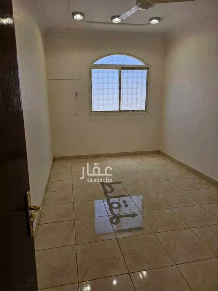 عمارة للإيجار في شارع 7417475, حي الرصراص 1, مدينة خميس مشيط, منطقة عسير صورة 3