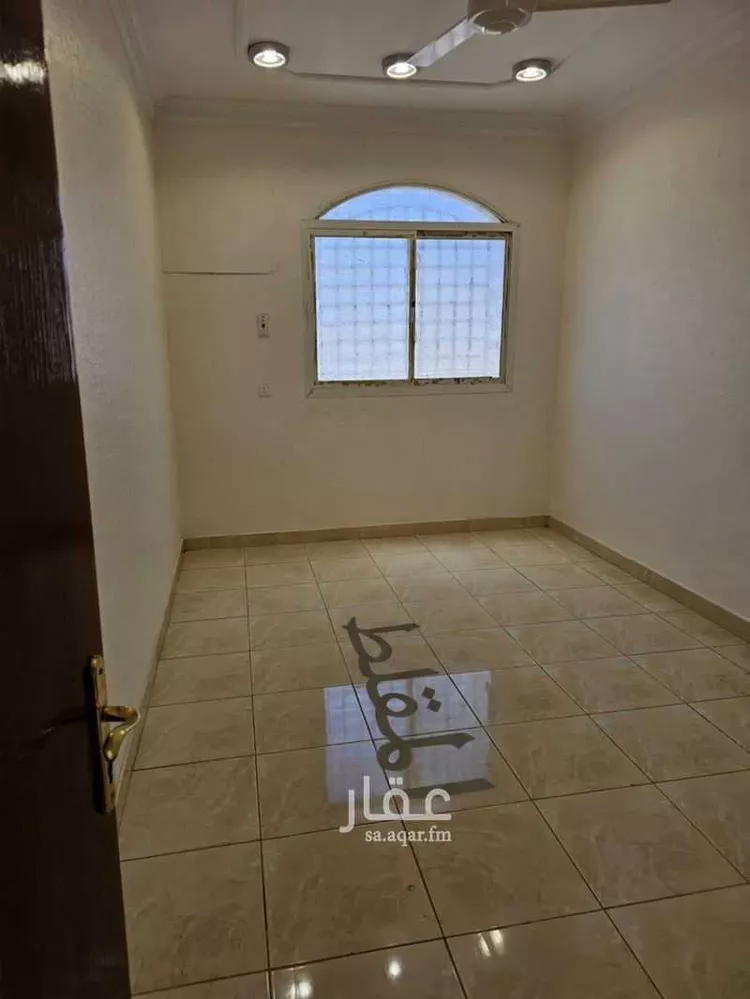 عمارة للإيجار في شارع ابن مجاهد ، حي الهر ير ، خميس مشيط ، خميس مشيط صورة 4
