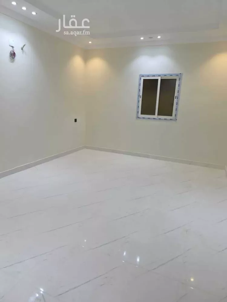 Floor for Sale in Medina Khakh