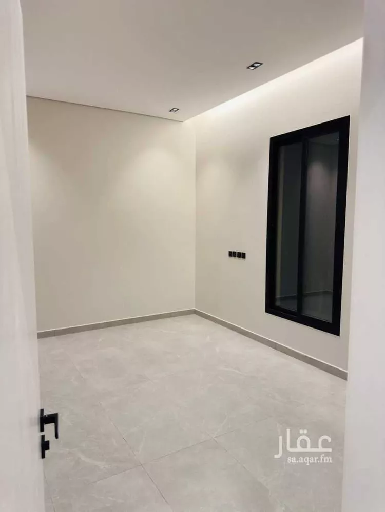 دور للبيع في شارع رقم 302, حي النرجس, مدينة الرياض, منطقة الرياض صورة 4