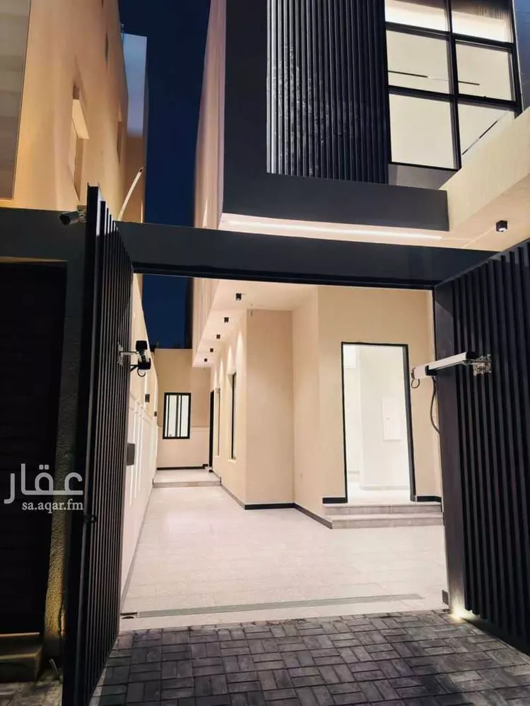 دور للبيع في شارع رقم 302, حي النرجس, مدينة الرياض, منطقة الرياض صورة 2