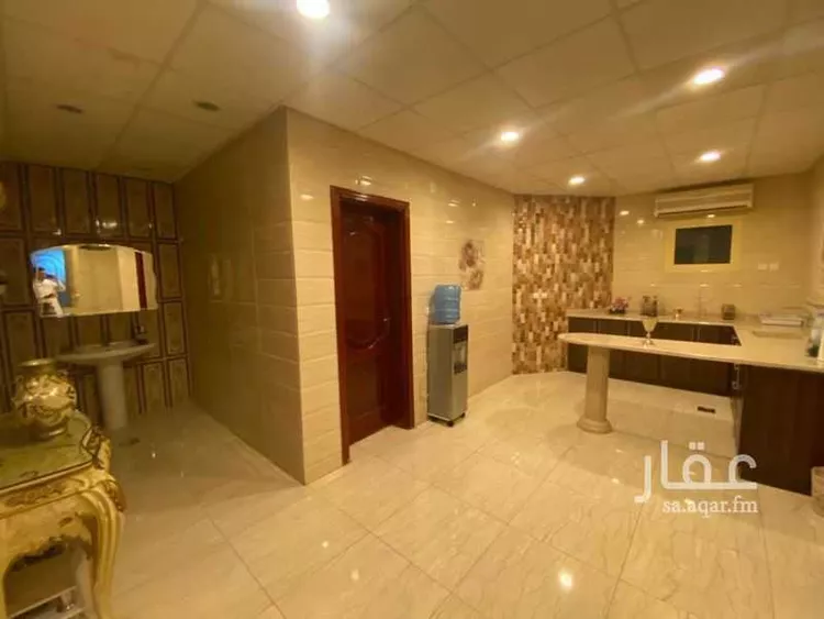 فيلا للبيع في شارع حارثة ابن سهل الانصاري, حي المبعوث, مدينة المدينه المنوره, منطقة المدينة المنورة صورة 3