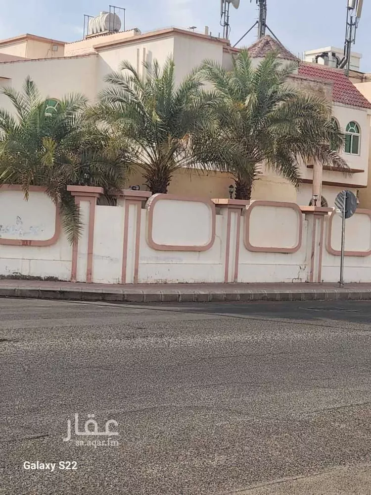 فيلا للبيع في شارع حارثة ابن سهل الانصاري, حي المبعوث, مدينة المدينه المنوره, منطقة المدينة المنورة صورة 2