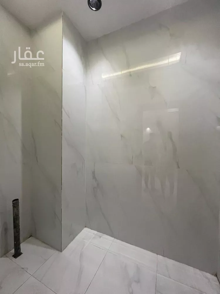 Floor for Sale in Jazan As Safaa 17