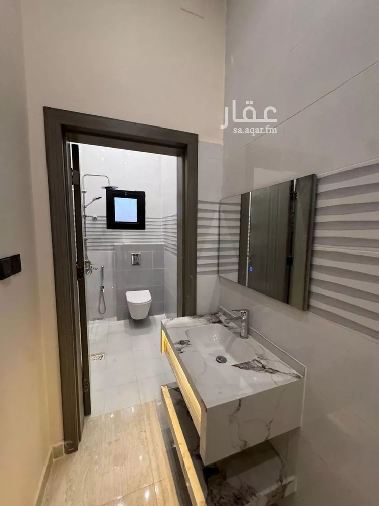 Floor for Sale in Jazan As Suways 16