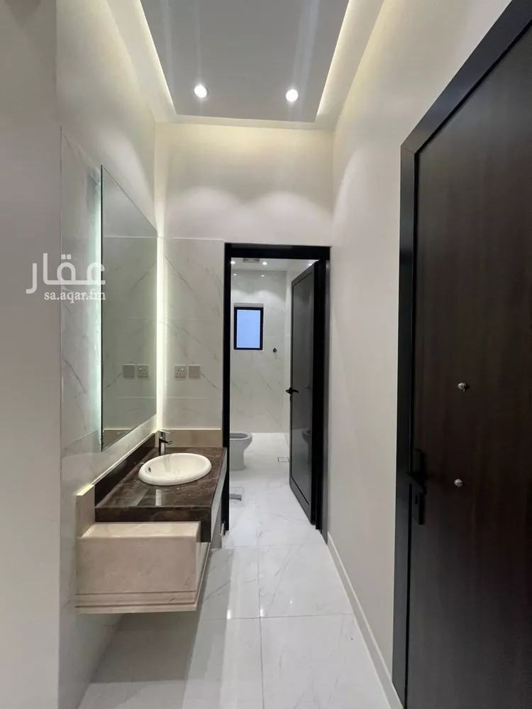 شقة للبيع في شارع شارع 41 ب, حي المطار, مدينة جازان, منطقة جازان 7