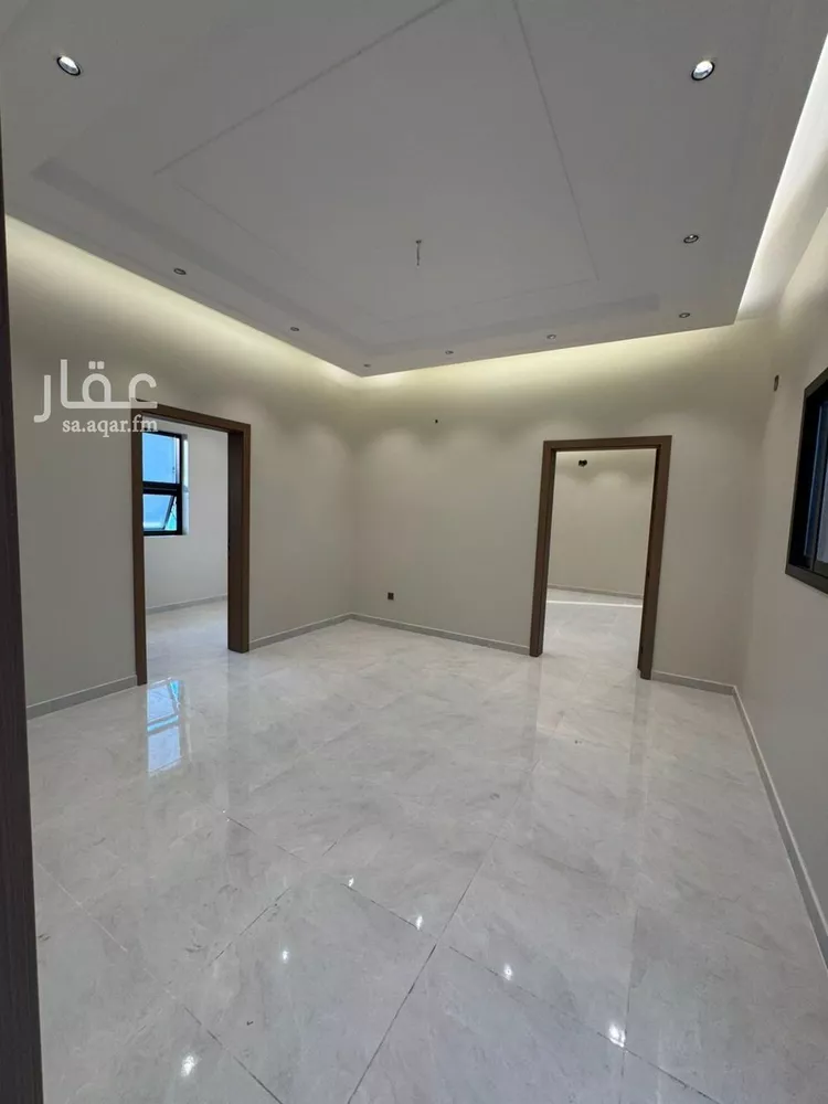 فيلا للبيع في شارع جابر بن حيان, حي الصناعية, مدينة جازان, منطقة جازان 13