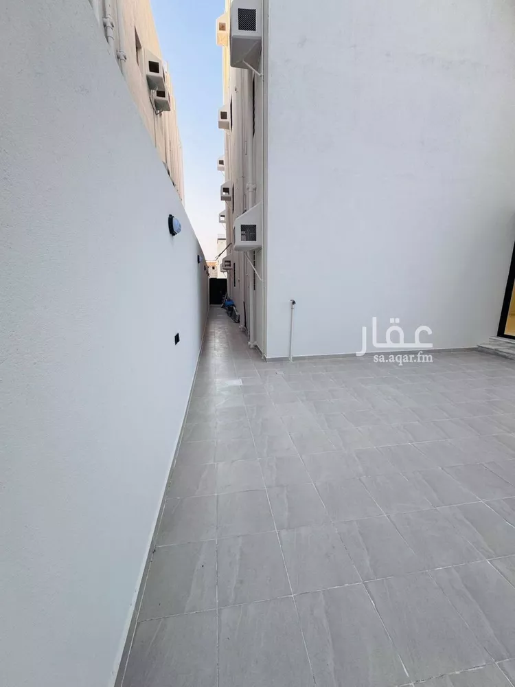 Floor for Sale in Jazan As Suways 15