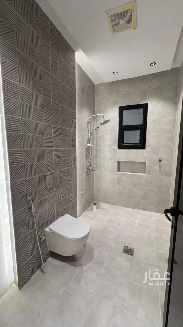 Floor for Sale in Jazan As Suways 9
