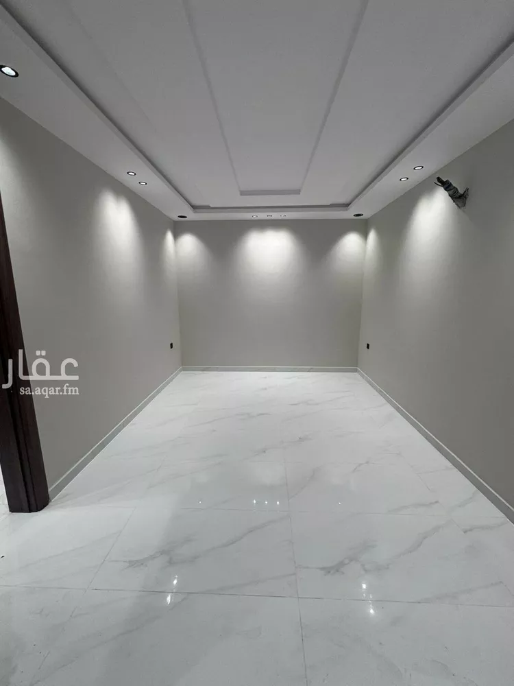 شقة للبيع في شارع قدامه بن جعفر, حي الرحاب 2, مدينة جازان, منطقة جازان صورة 4