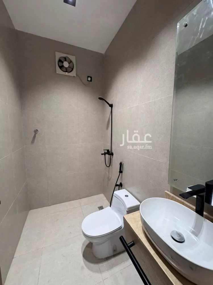 شقة للبيع في شارع شهيد الدين ثم الوطن عبدالله شيبان حسن حمدي, حي الشاطئ, مدينة جازان, منطقة جازان صورة 5