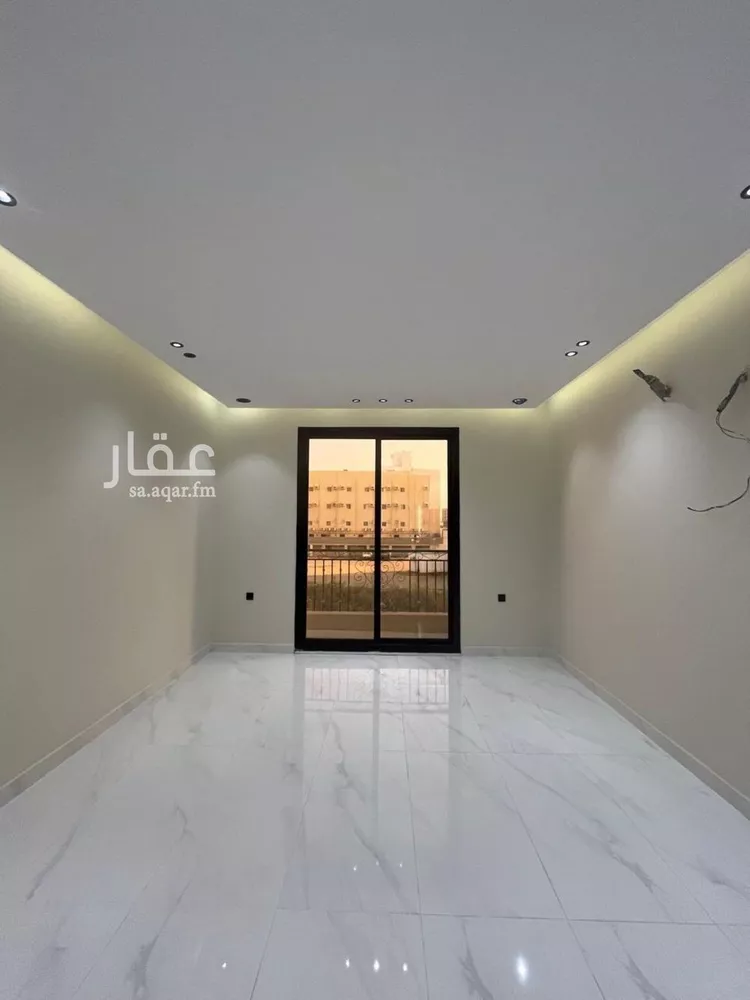 Floor for Sale in Jazan As Safaa 9
