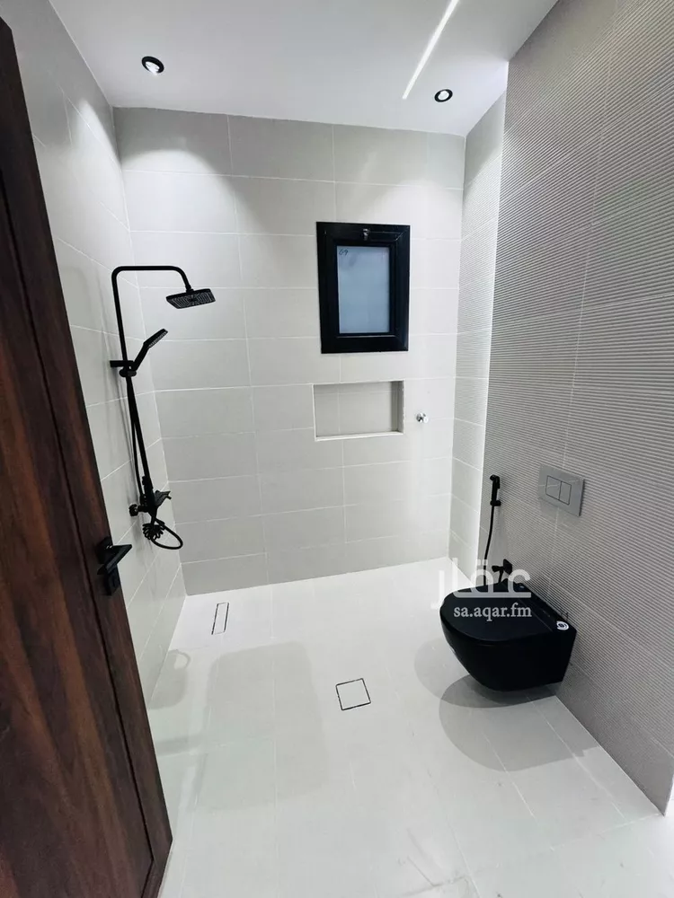 شقة للبيع في شارع شارع عثمان بن عفان, حي الرحاب 2, مدينة جازان, منطقة جازان صورة 2
