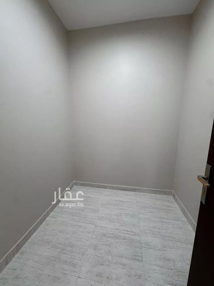 شقة للبيع في شارع اسماء بنت عميس, حي الرحاب 1, مدينة جازان, منطقة جازان صورة 5