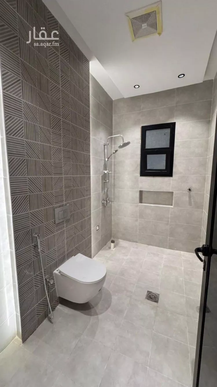 شقة للبيع في شارع اسامة بن حارثة الكلبي, حي الصفاء, مدينة جازان, منطقة جازان صورة 3