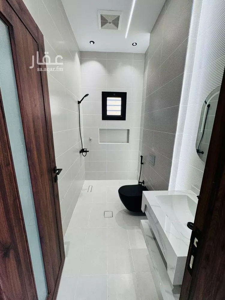 Floor for Sale in Jazan As Suways 28