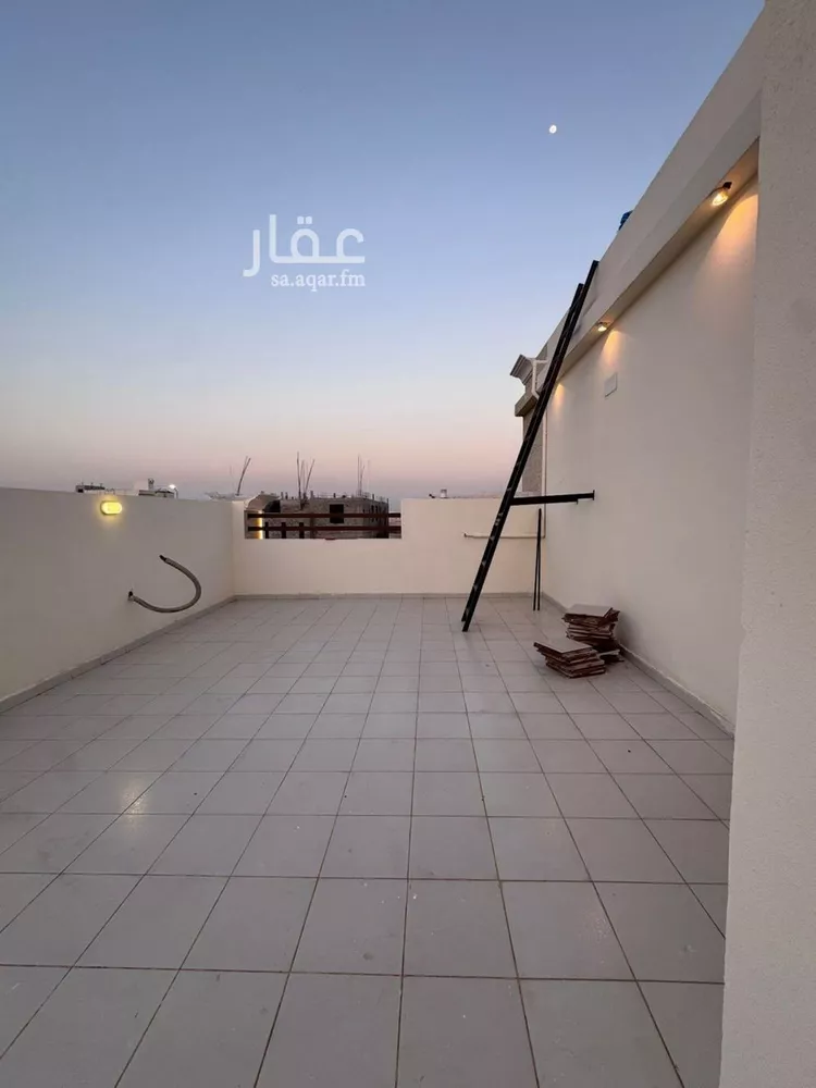 شقة للبيع في شارع شارع الشيخ أحمد النجمي, حي الرحاب 2, مدينة جازان, منطقة جازان صورة 2