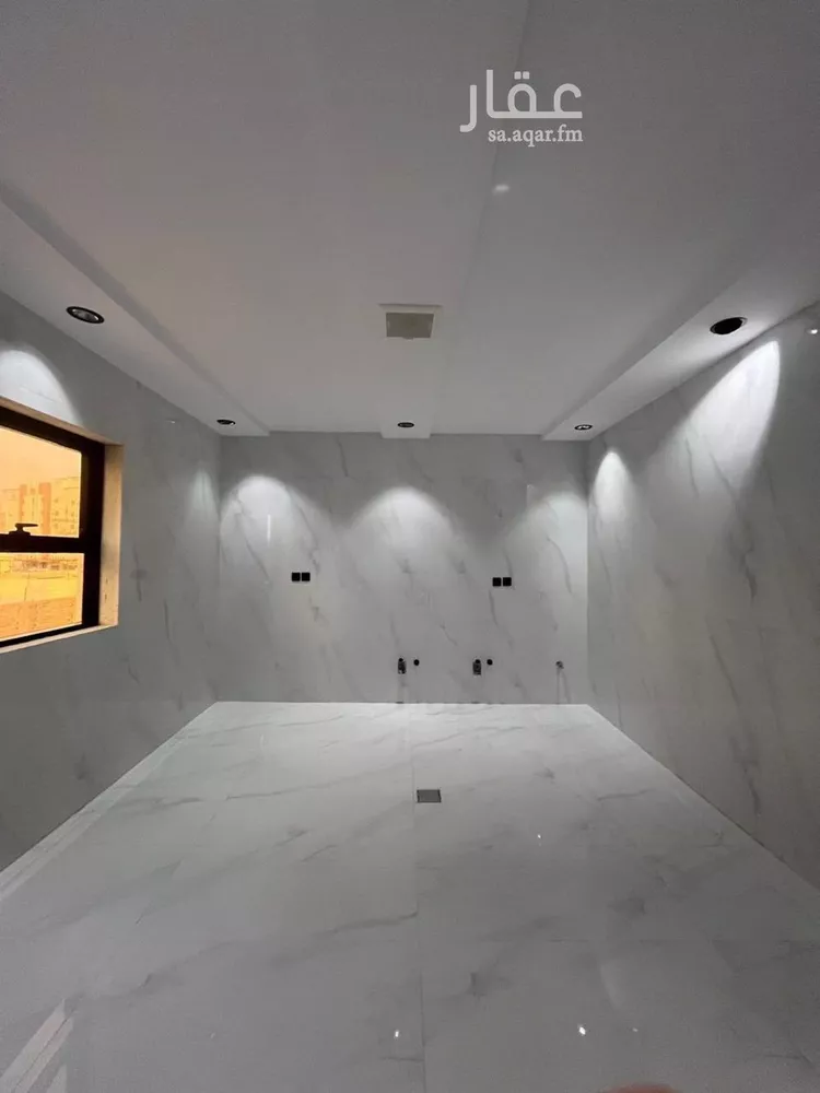 Floor for Sale in Jazan As Safaa 11