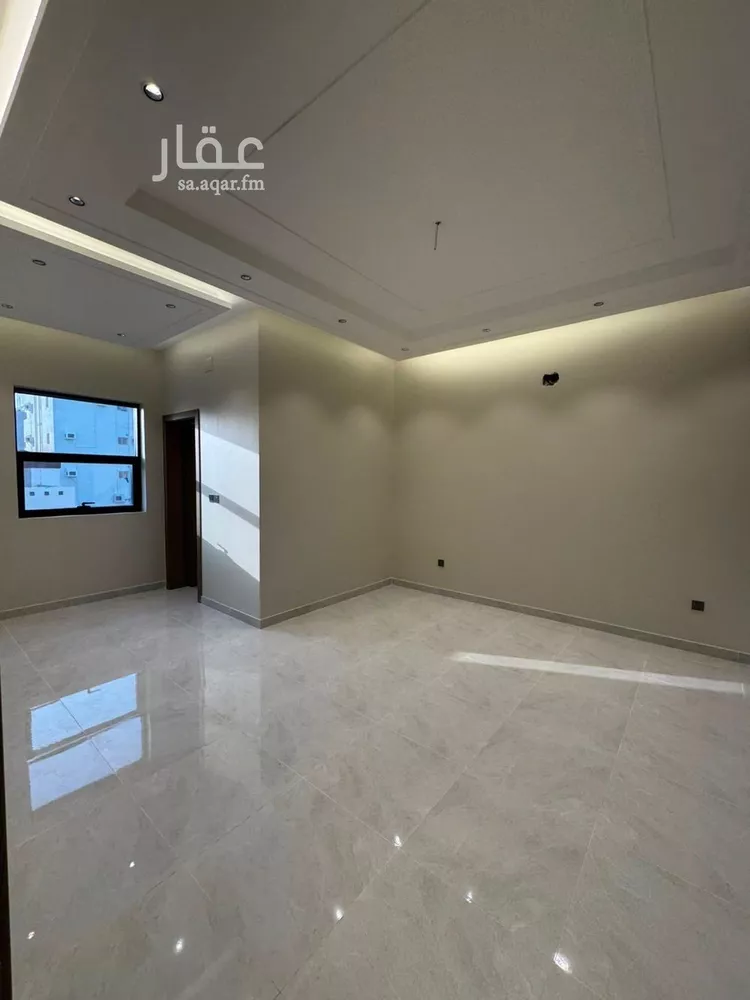 فيلا للبيع في شارع جابر بن حيان, حي الصناعية, مدينة جازان, منطقة جازان 9