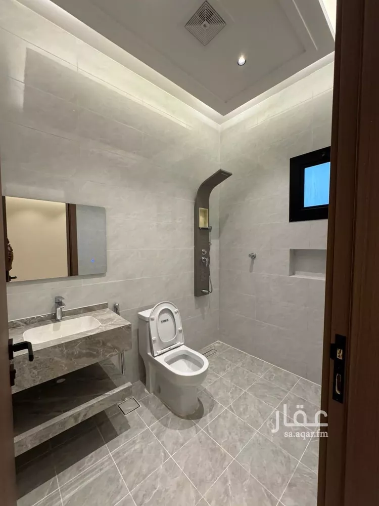 فيلا للبيع في شارع جابر بن حيان, حي الصناعية, مدينة جازان, منطقة جازان 18