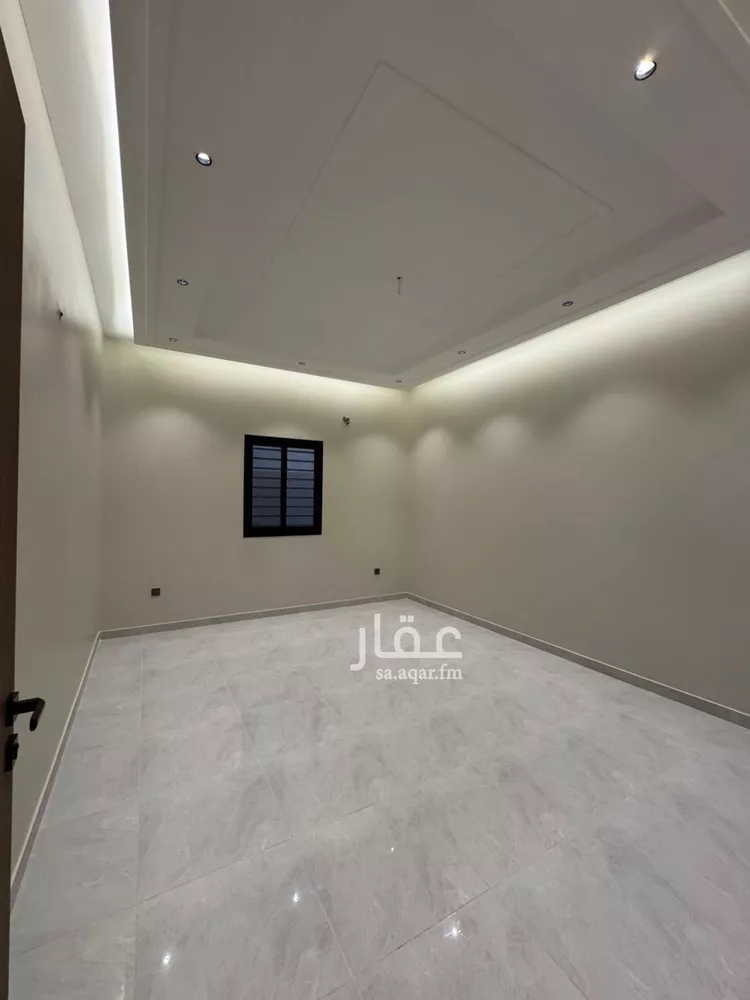 فيلا للبيع في شارع جابر بن حيان, حي الصناعية, مدينة جازان, منطقة جازان 6