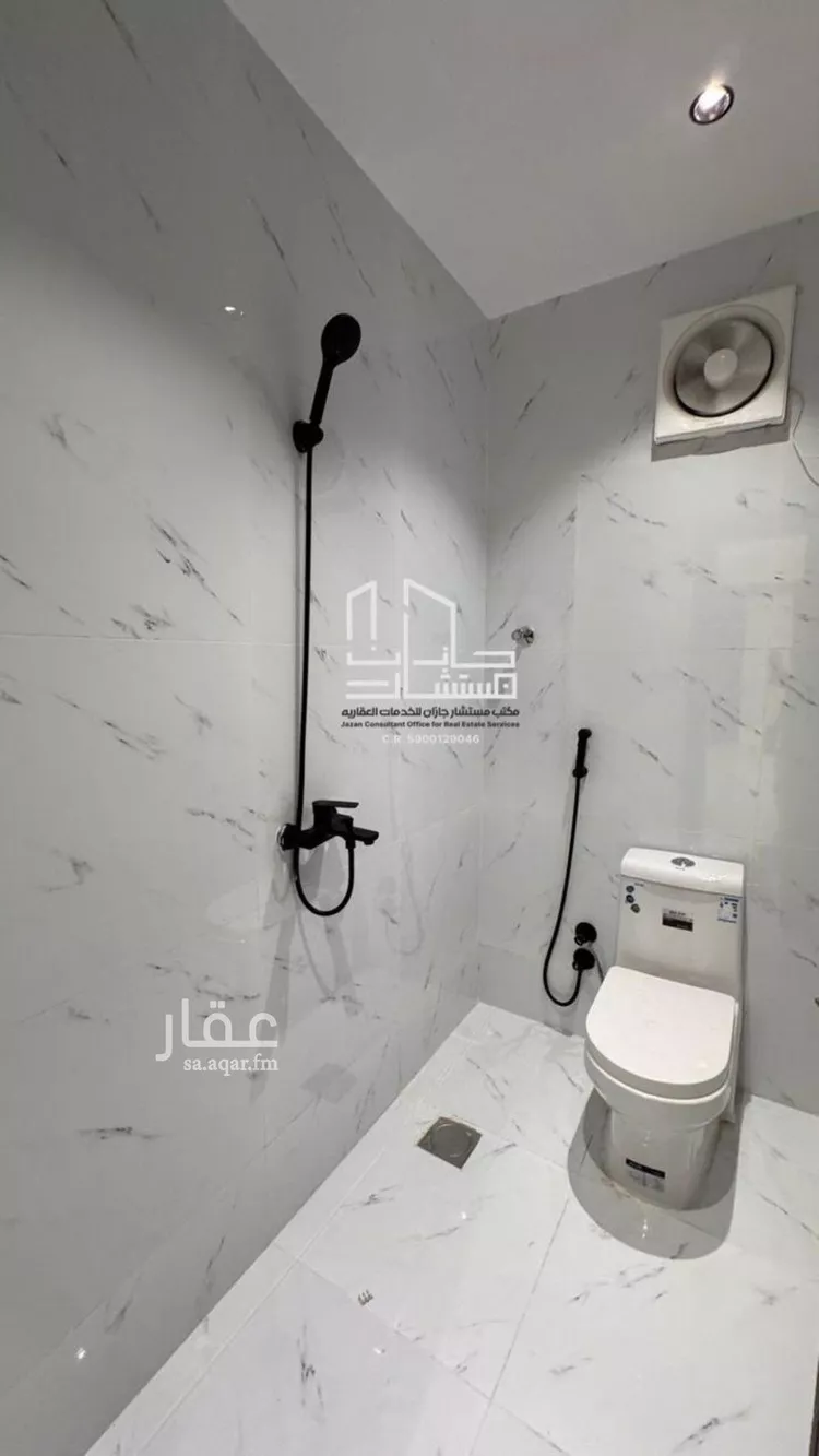 شقة للبيع في شارع شارع الامير ماجد بن عبد العزيز, حي الشاطئ, مدينة جازان, منطقة جازان صورة 4