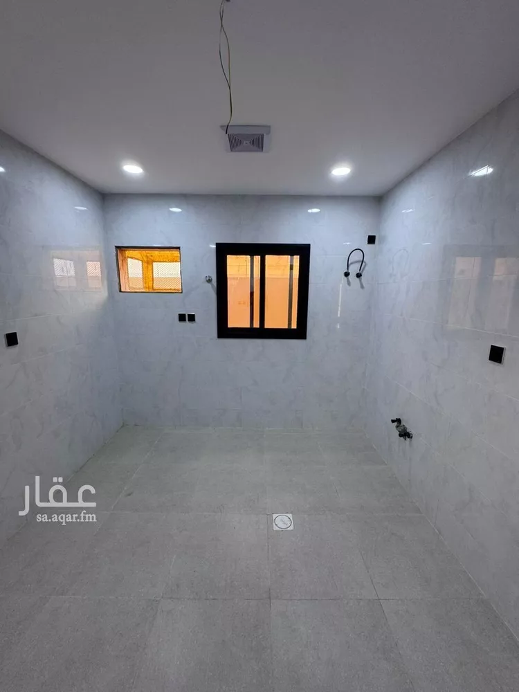 شقة للبيع في شارع شارع عمر بن عبد العزيز , حي الرحاب 1, مدينة جازان, منطقة جازان صورة 5