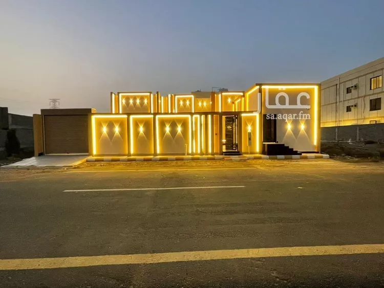 فيلا للبيع في شارع ابو بكر الصديق, حي الفهد, مدينة صامطه, منطقة جازان صورة 2