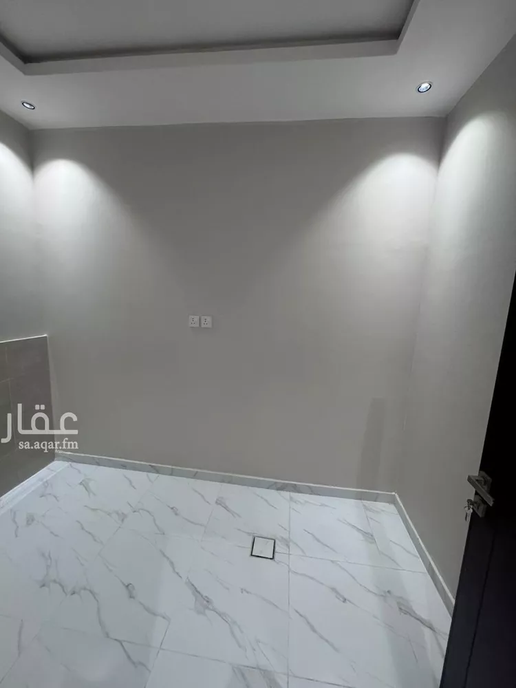 شقة للبيع في شارع قدامه بن جعفر, حي الرحاب 2, مدينة جازان, منطقة جازان صورة 4