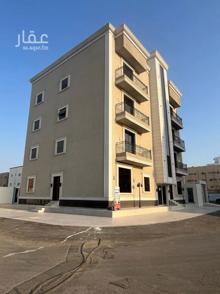 Floor for Sale in Jazan As Safaa 8