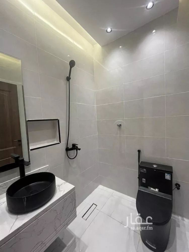 Floor for Sale in Jazan As Safaa 8