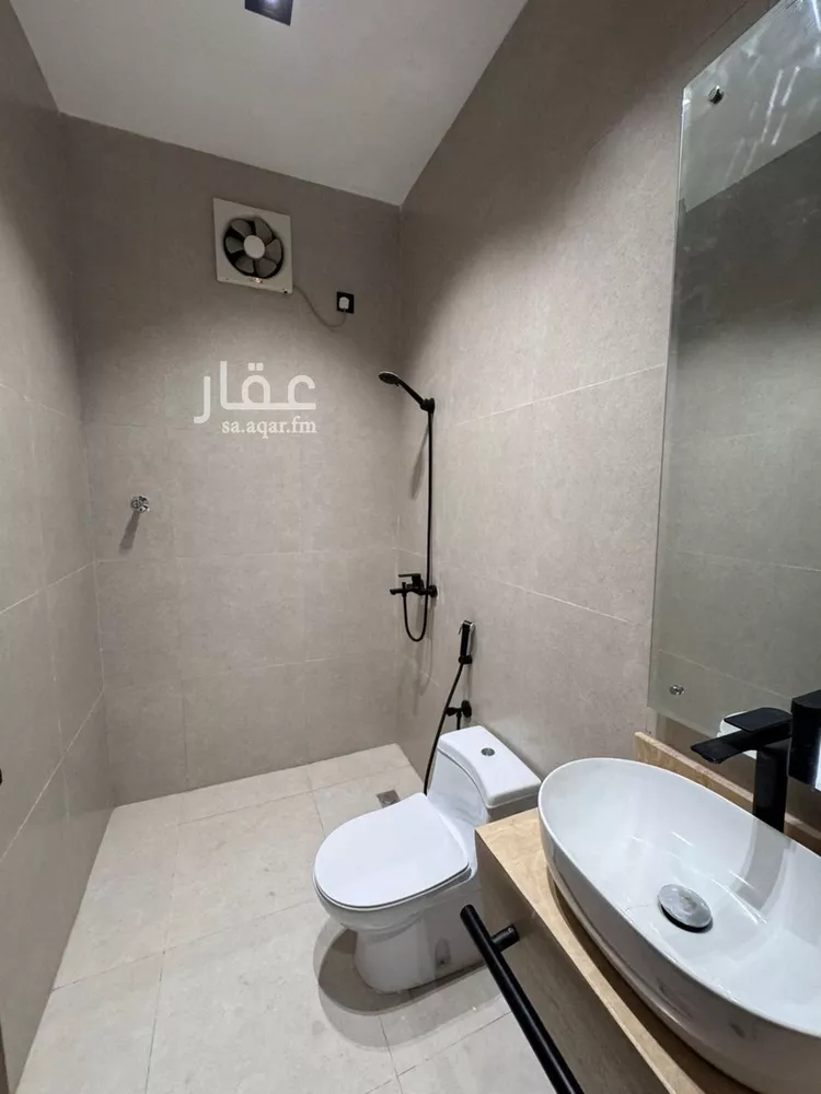 شقة للبيع في شارع شهيد الدين ثم الوطن عبدالله شيبان حسن حمدي, حي الشاطئ, مدينة جازان, منطقة جازان صورة 4