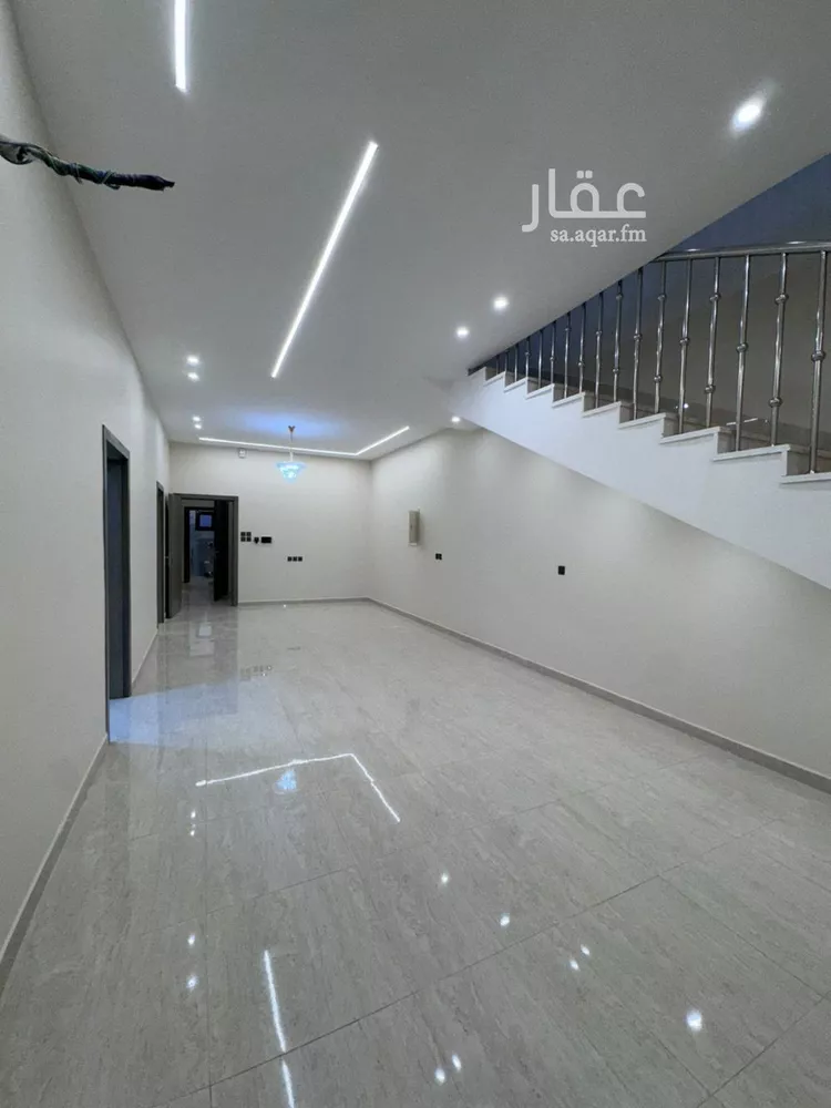 Floor for Sale in Jazan As Suways 17