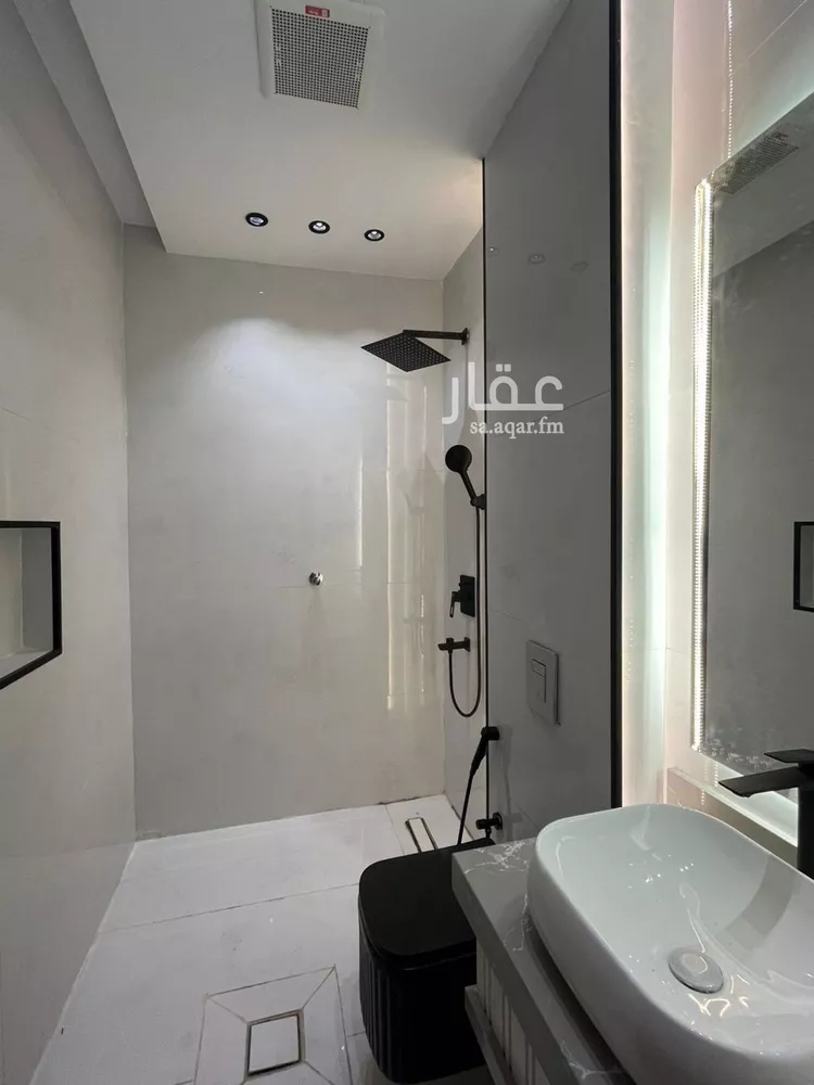 شقة للبيع في شارع هجرة ابن حزام, حي الرحاب 1, مدينة جازان, منطقة جازان 9