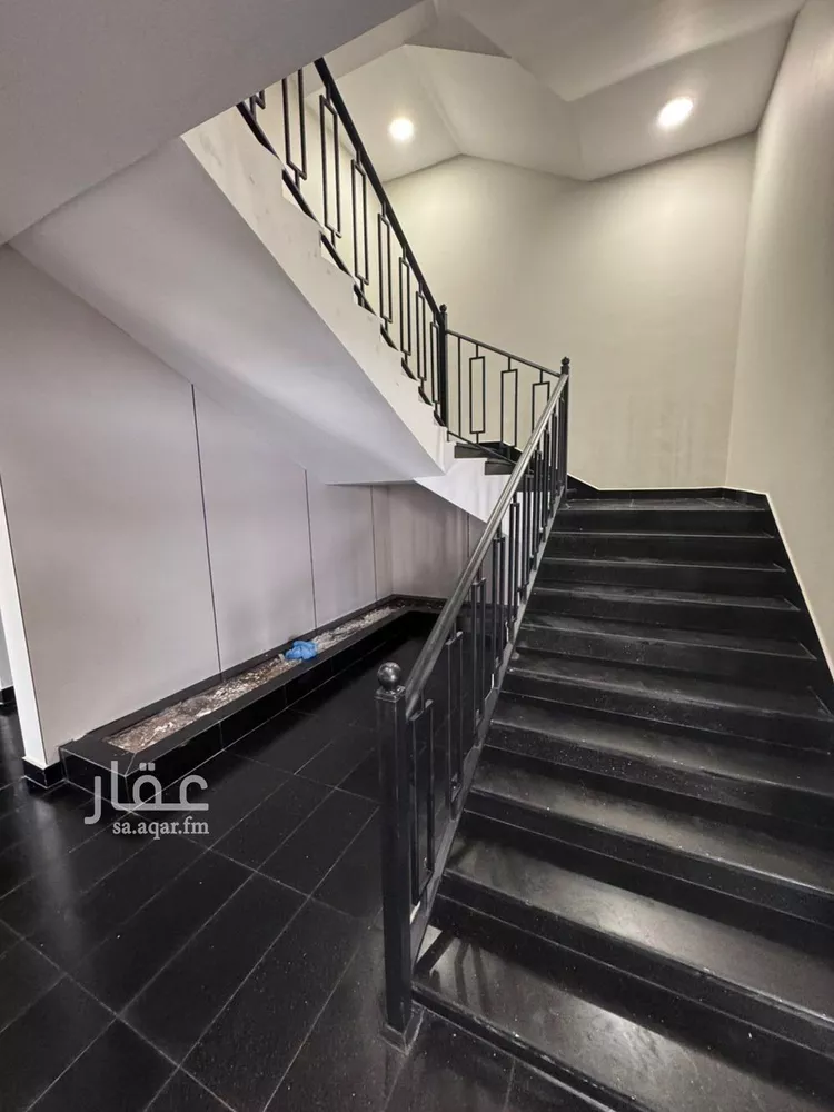 شقة للبيع في شارع شارع عمر بن عبد العزيز , حي الرحاب 2, مدينة جازان, منطقة جازان صورة 4