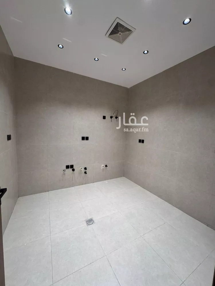 شقة للبيع في شارع شهيد الدين ثم الوطن عبدالله شيبان حسن حمدي, حي الشاطئ, مدينة جازان, منطقة جازان صورة 2